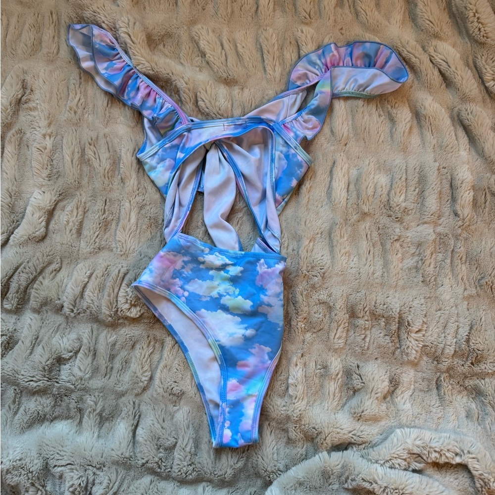 Women's Ruffled Tie-Dye One-Piece bodysuit - Picture 2 of 4